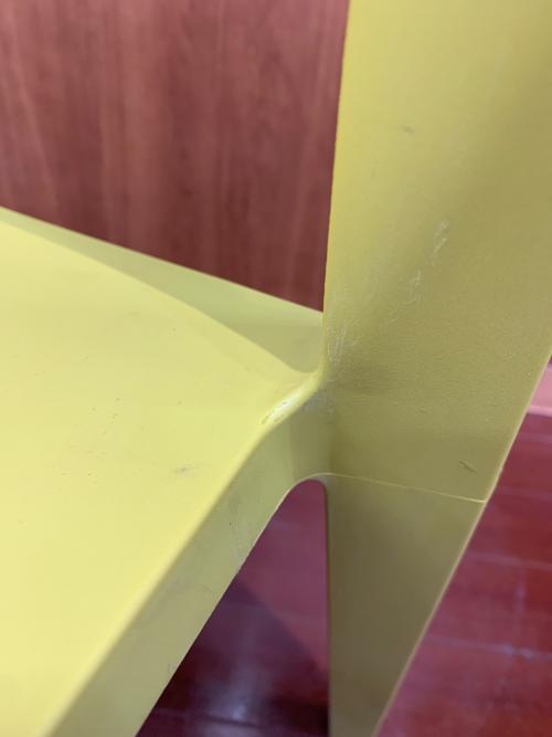 arper juno 02 チェアー イエロー