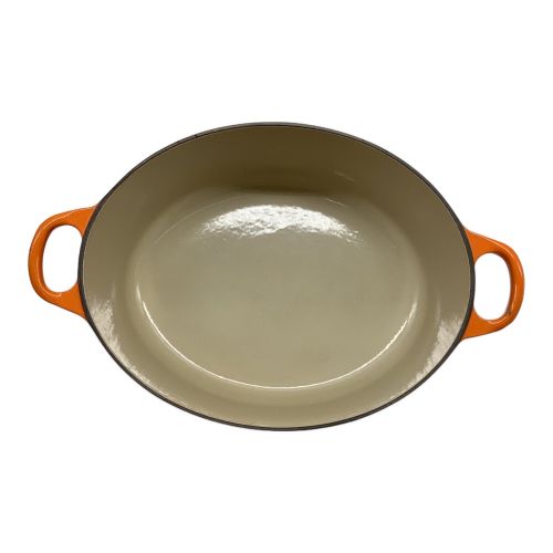 LE CREUSET (ルクルーゼ) ココットオーバル