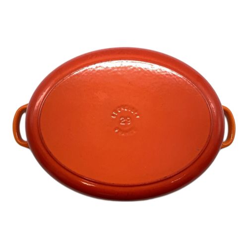 LE CREUSET (ルクルーゼ) ココットオーバル