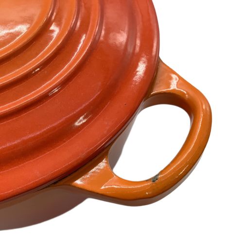 LE CREUSET (ルクルーゼ) ココットオーバル