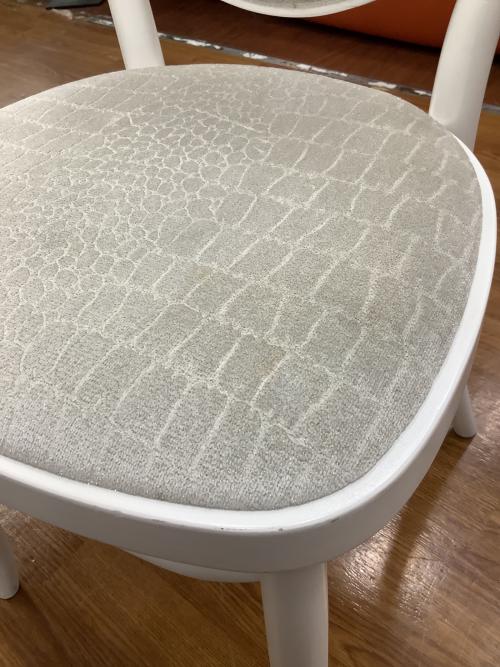 秋田木工 (アキタモッコウ) ダイニングチェアー ホワイト 座面クロコ柄 No.701