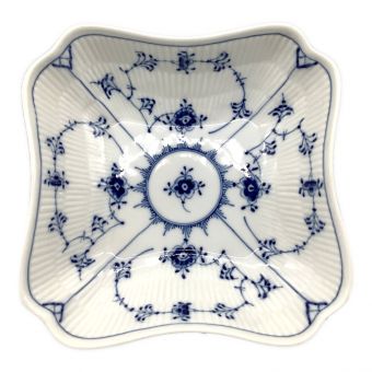 ROYAL COPENHAGEN (ロイヤル・コペンハーゲン) サラダボウル 20cm ブルーフルーテッド