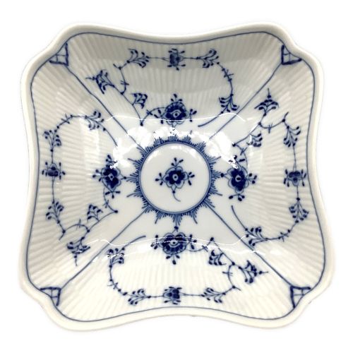 ROYAL COPENHAGEN (ロイヤル・コペンハーゲン) サラダボウル 20cm ブルーフルーテッド