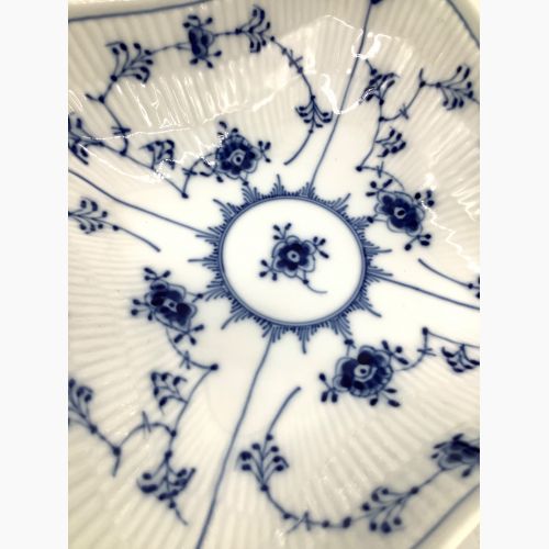 ROYAL COPENHAGEN (ロイヤル・コペンハーゲン) サラダボウル 20cm ブルーフルーテッド