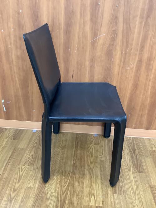 CASSINA 412CAB アームレスチェア ブラック