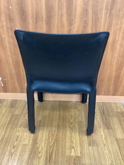 CASSINA 412CAB アームレスチェア ブラック