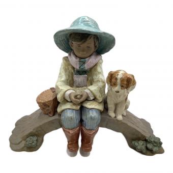 LLADRO (リヤドロ) 置物 凍った川で魚釣り 釣り竿なし 2237