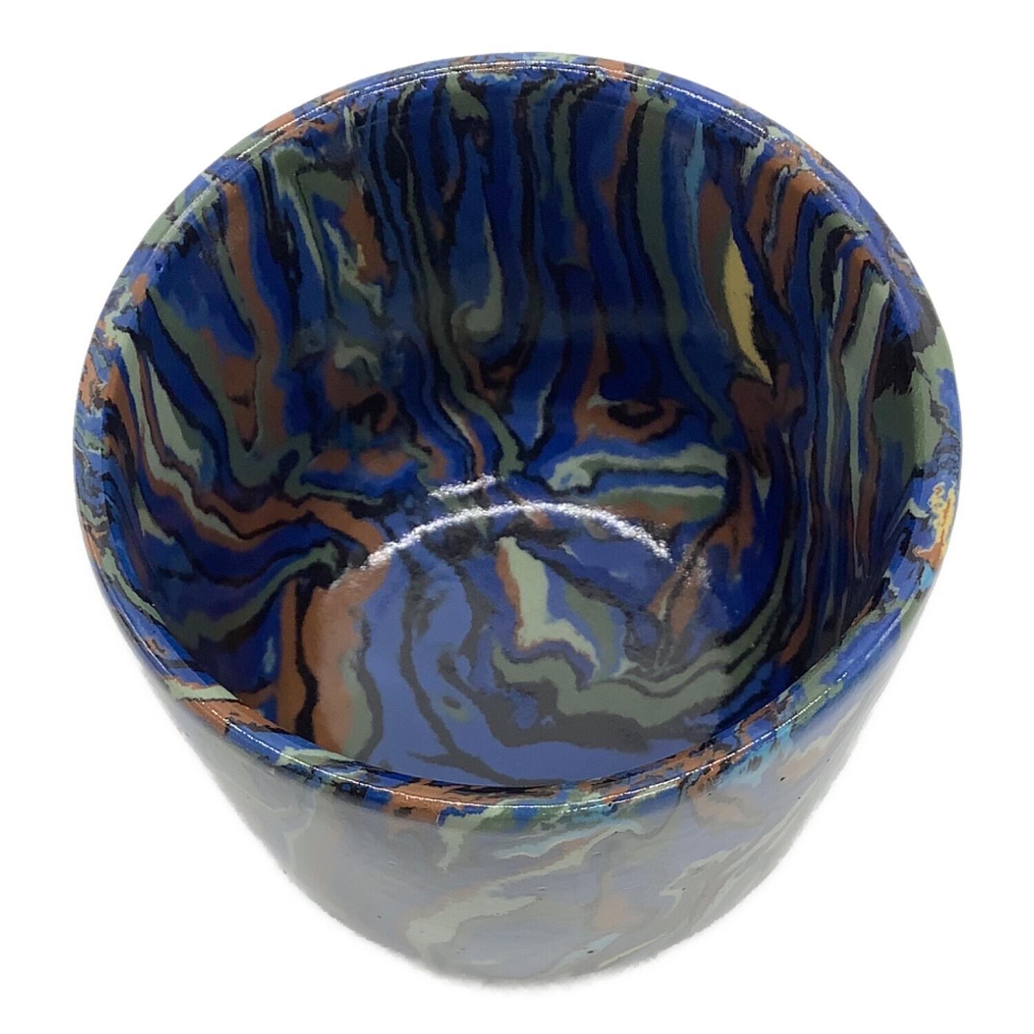 【練上鮮やか】松井康陽（父 人間国宝 松井康成）椋灰釉練上酒呑　ぐい呑み 松井 康陽 椋灰釉 練上 酒呑 ぐい呑 父 人間国宝 松井 康成 松井