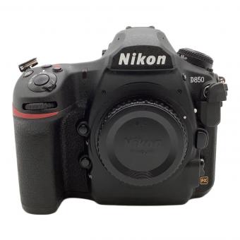 Nikon (ニコン) デジタル一眼レフカメラ D850 ボディ 4575万画素(有効画素) フルサイズC-MOS 専用電池 XQD/SD/SDHC/SDXC 標準：ISO64～25600 約7コマ/秒 1/8000～30秒 2033174
