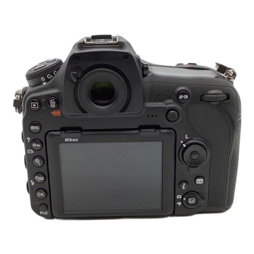 Nikon (ニコン) デジタル一眼レフカメラ D850 ボディ 4575万画素(有効画素) フルサイズC-MOS 専用電池 XQD/SD/SDHC/SDXC 標準：ISO64～25600 約7コマ/秒 1/8000～30秒 2033174