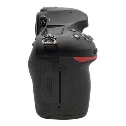 Nikon (ニコン) デジタル一眼レフカメラ D850 ボディ 4575万画素(有効画素) フルサイズC-MOS 専用電池 XQD/SD/SDHC/SDXC 標準：ISO64～25600 約7コマ/秒 1/8000～30秒 2033174