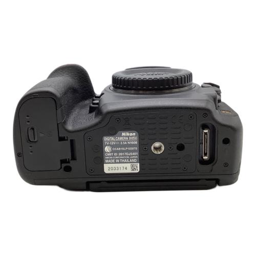 Nikon (ニコン) デジタル一眼レフカメラ D850 ボディ 4575万画素(有効画素) フルサイズC-MOS 専用電池 XQD/SD/SDHC/SDXC 標準：ISO64～25600 約7コマ/秒 1/8000～30秒 2033174
