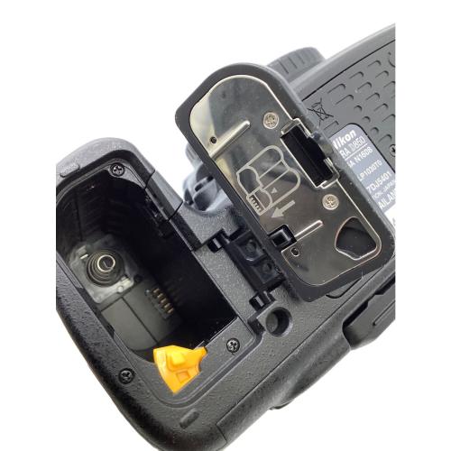 Nikon (ニコン) デジタル一眼レフカメラ D850 ボディ 4575万画素(有効画素) フルサイズC-MOS 専用電池 XQD/SD/SDHC/SDXC 標準：ISO64～25600 約7コマ/秒 1/8000～30秒 2033174