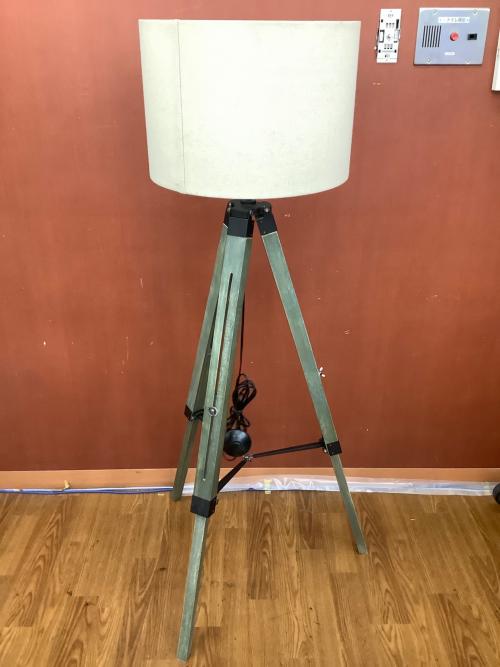 DI CLASSE (ディクラッセ) フロアスタンド Vieri nova 151209 電球