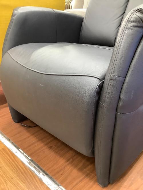 ニトリ リクライニングソファー ブラック 115 コンフェ