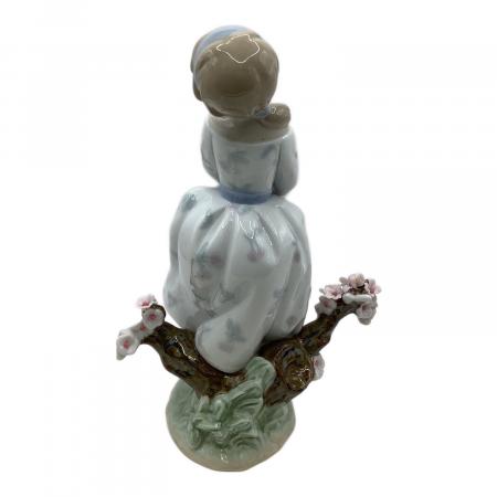 LLADRO (リヤドロ) 桜並木をぬけて 花数ヶ所ワレ有｜トレファクONLINE
