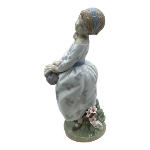 LLADRO (リヤドロ) 桜並木をぬけて 花数ヶ所ワレ有