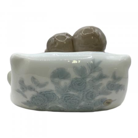 LLADRO (リヤドロ) 赤ちゃんの夢 一部割れ有｜トレファクONLINE