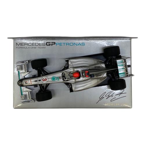 MERCEDES GP PETRONAS SHOWCAR 2010 ミニカー