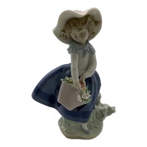 LLADRO (リヤドロ) フィギュリン きれいな花ばかり