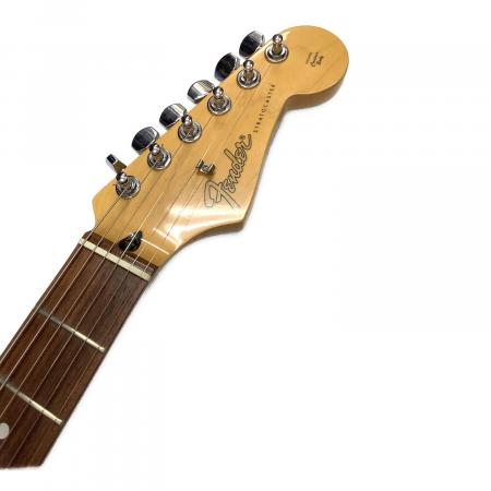 ギター Fender Japan Stratocaster - Lace Sensor Fender Eric Clapton Stratocaster / Lace Sensor ~Olympic White