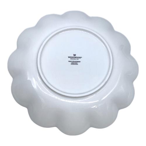 Wedgwood (ウェッジウッド) ペタルトレイ ワイルドストロベリー