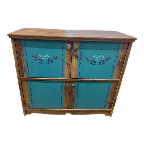 Patio (パティオ) 4枚扉キャビネット ブラウン×グリーン