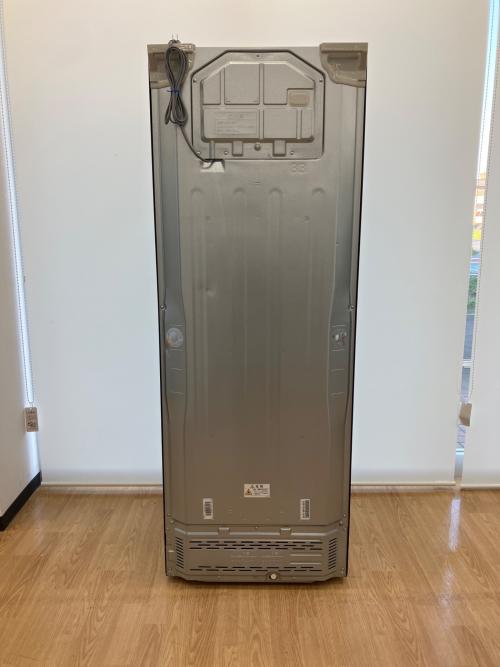 【松本市引き取り限定】TOSHIBA ノンフロン冷凍冷蔵庫326㍑（2024年） TOSHIBA (トウシバ) 3ドア冷蔵庫 326L 冷蔵174L 冷凍82L 野菜70L 2024