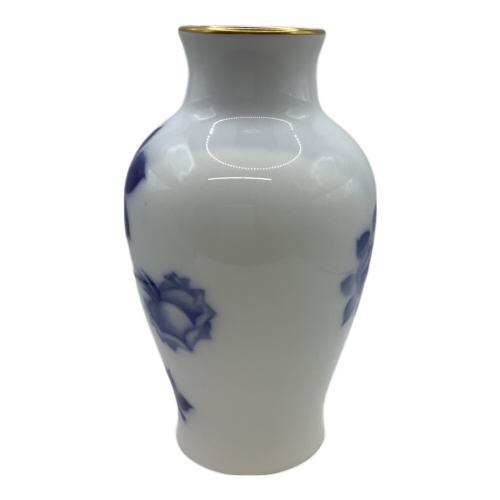 大倉陶園 (オオクラトウエン) 花瓶