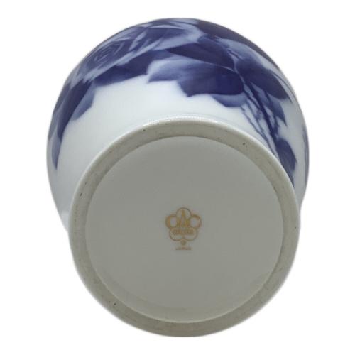 大倉陶園 (オオクラトウエン) 花瓶