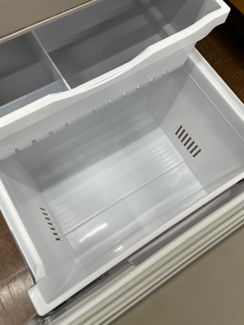 HITACHI (ヒタチ) 3ドア冷蔵庫 R-S3200HV 2018年製 315L
