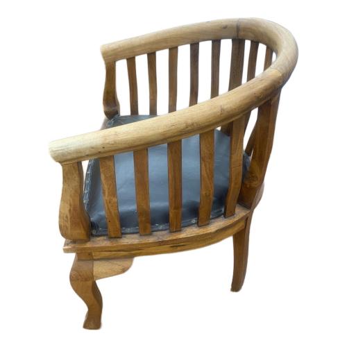 バタヴィアチェア ブラウン×ブラック