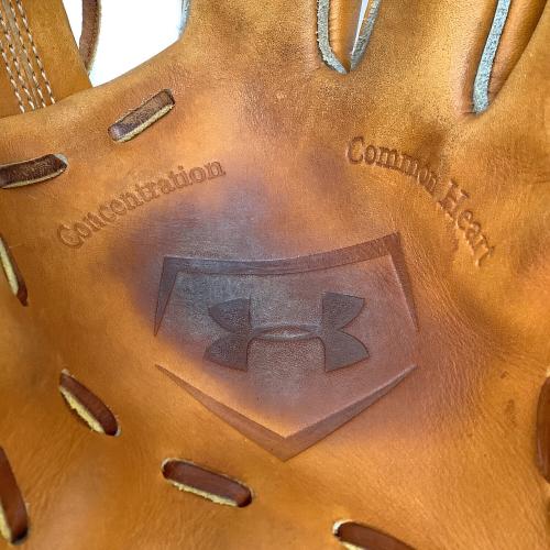 UNDER ARMOUR (アンダーアーマー) グローブ QBB0087 ブラウン