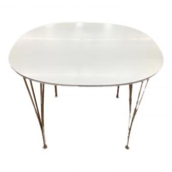 Fritz Hansen (フリッツハンセン) ダイニングテーブル 2022年デンマーク製 @ ホワイト SUPERELLIPSE