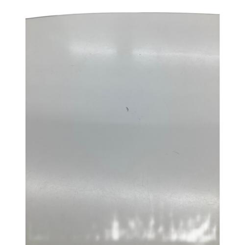 Fritz Hansen (フリッツハンセン) ダイニングテーブル 2022年デンマーク製 @ ホワイト SUPERELLIPSE