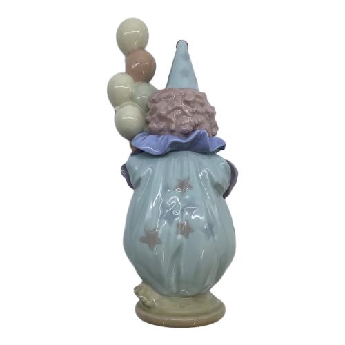 LLADRO (リヤドロ) フィギュリン 風船欲しい？