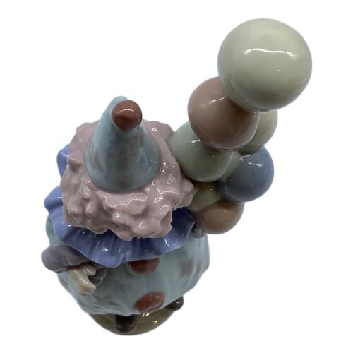 LLADRO (リヤドロ) フィギュリン 風船欲しい？