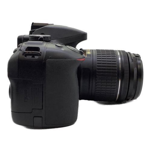 Nikon (ニコン) デジタル一眼レフカメラ D5300 ダブルズームレンズキット AF-P18-55mm /3.5-5.6G、AF-S 55-200mm/4-5.6G II