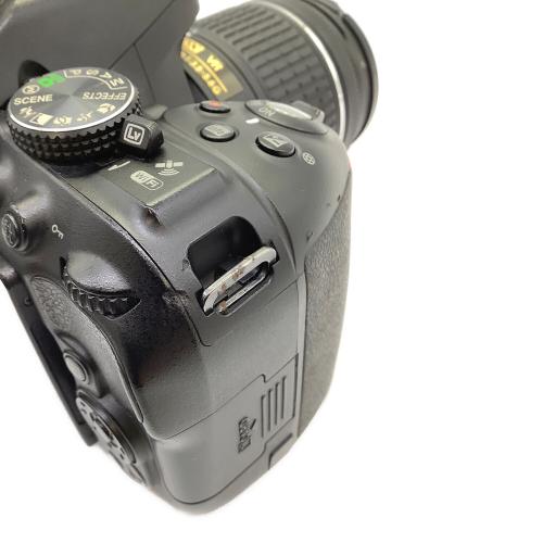 Nikon (ニコン) デジタル一眼レフカメラ D5300 ダブルズームレンズキット AF-P18-55mm /3.5-5.6G、AF-S 55-200mm/4-5.6G II