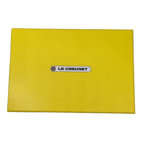 LE CREUSET (ルクルーゼ) ラウンドディッシュ