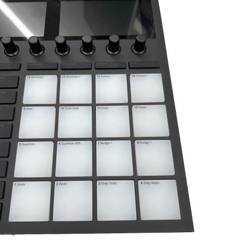 Native Instruments (ネイティヴ インストゥルメンツ) ビート・プロダクション・ツールMASCHINE MK3