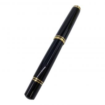 Pelikan (ペリカン) 万年筆 ブラック