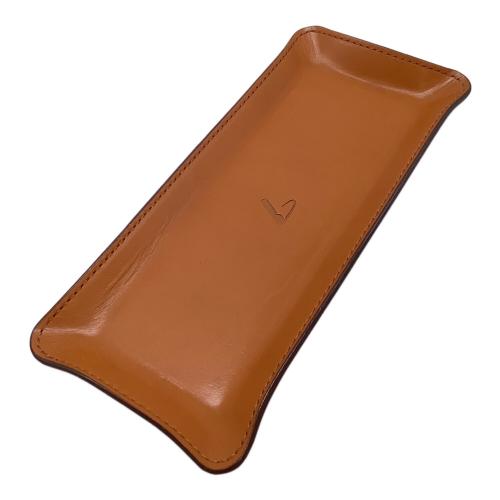 土屋鞄 (ツチヤカバン) レザートレー ベージュ