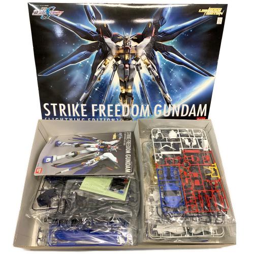 BANDAI (バンダイ) 1/60 ZGMF-X20A ストライクフリーダムガンダム ライトニングエディショ ガンプラ