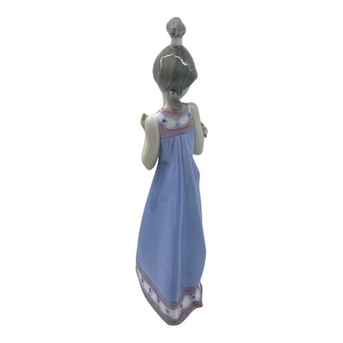 LLADRO (リヤドロ) フィギュリン 春の訪れ