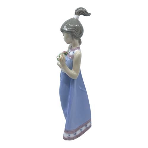 LLADRO (リヤドロ) フィギュリン 春の訪れ
