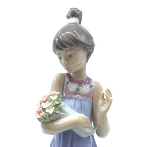 LLADRO (リヤドロ) フィギュリン 春の訪れ