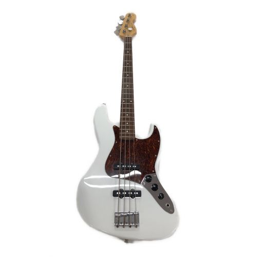 Squier by FENDER (スクワイア バイ フェンダー) エレキベース JAZZ