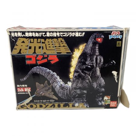 BANDAI (バンダイ) ラジコン 発光進撃ゴジラ 「ゴジラVSデストロイ