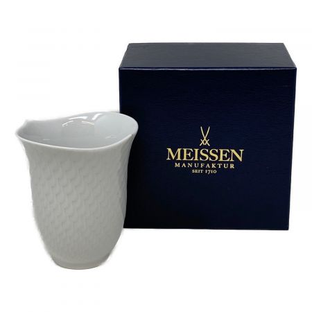 Meissen (マイセン) カップ 波の戯れホワイト